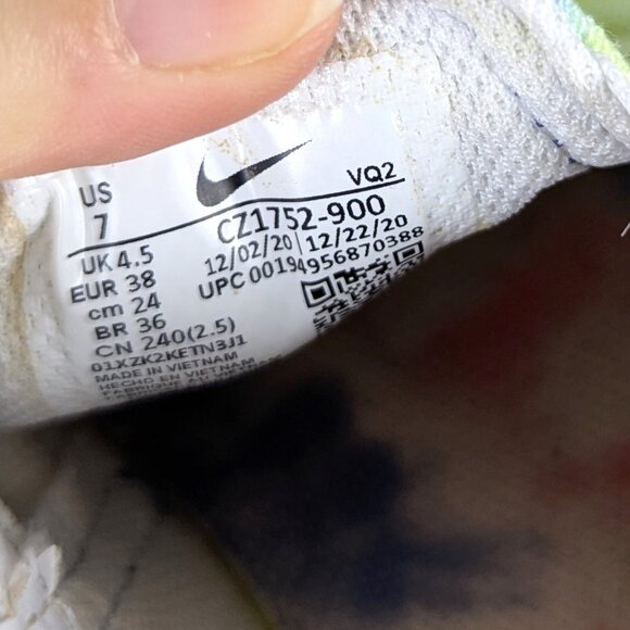 Nike | Multicolor Tie-Dye Slip-On Sneakers Size US7 - Picture 4 of 9